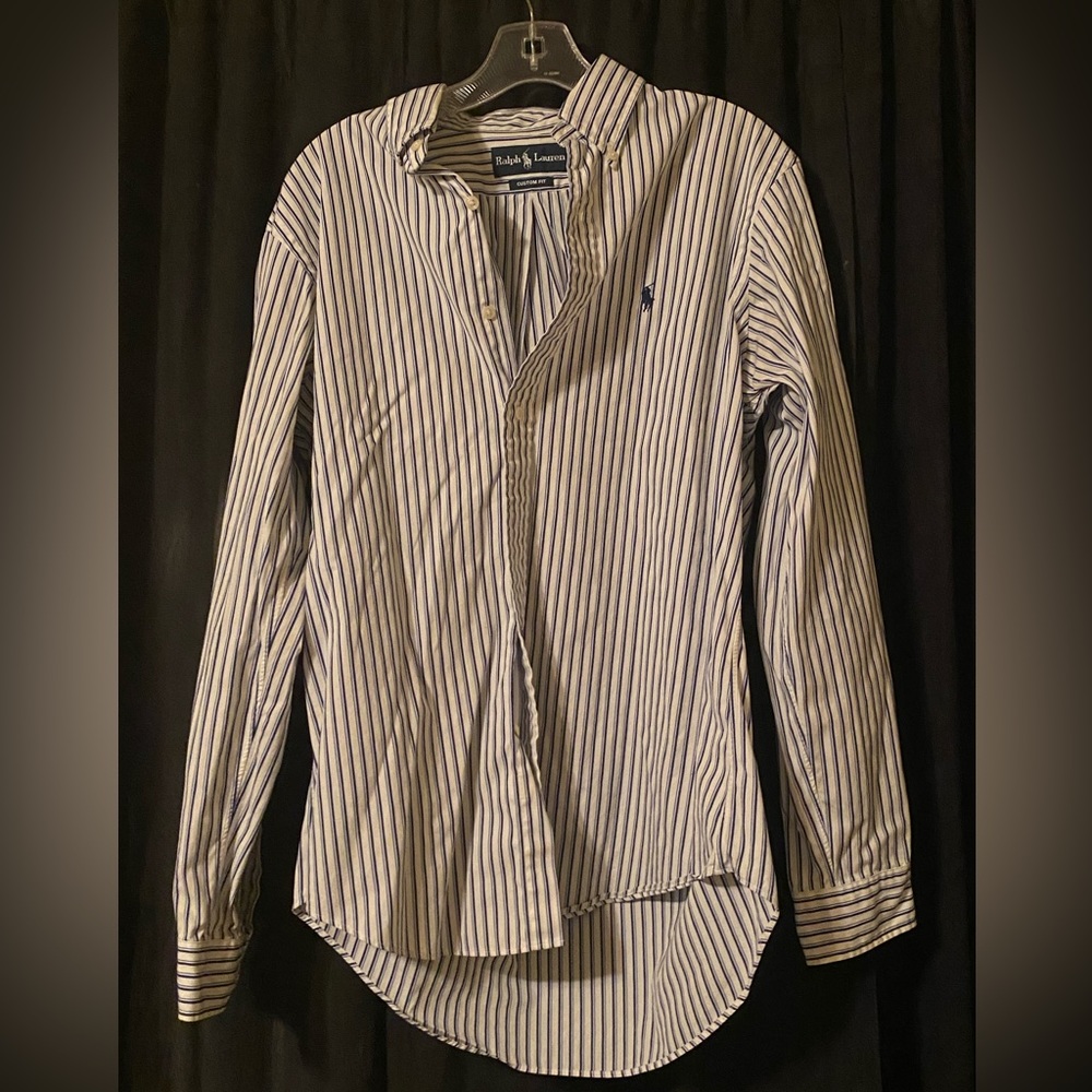 Ralph Lauren men’s custom fit medium blue and white button up shirt